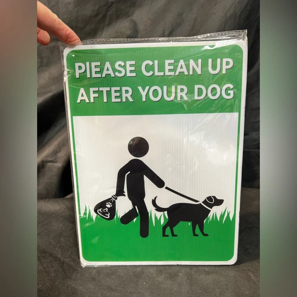 Dog signs 2 pack